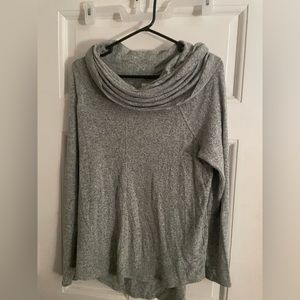 Women’s large Cupio gray cowl neck sweater